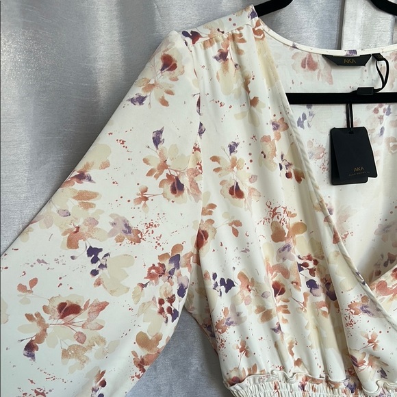 NTW Floral Dress 🌸🌸 - Picture 2 of 8